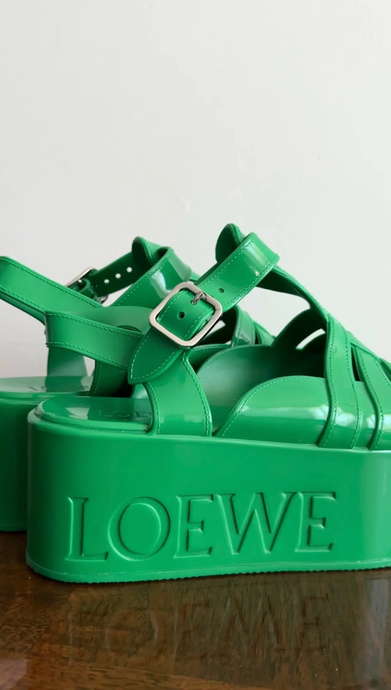 Loewe Green Rubber Logo Platform Fisherman Sandals - 37 / 7