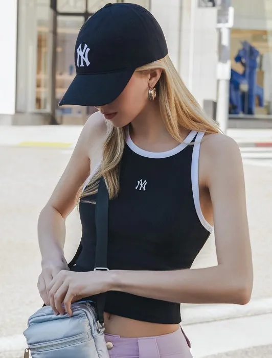 MLB Korea  |Street Style Logos on the Sleeves Logo Cropped Tops